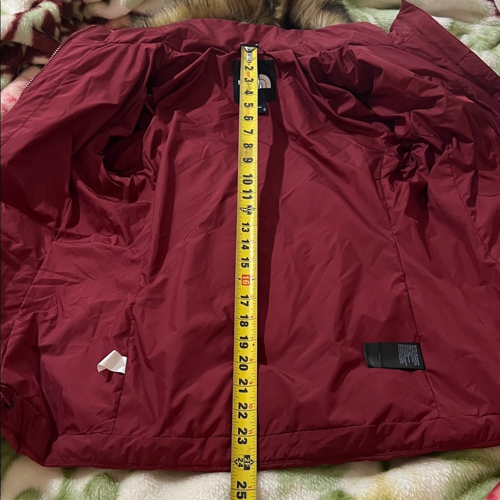 The North Face Burgundy Puffer Jacket - Picture 5 of 16